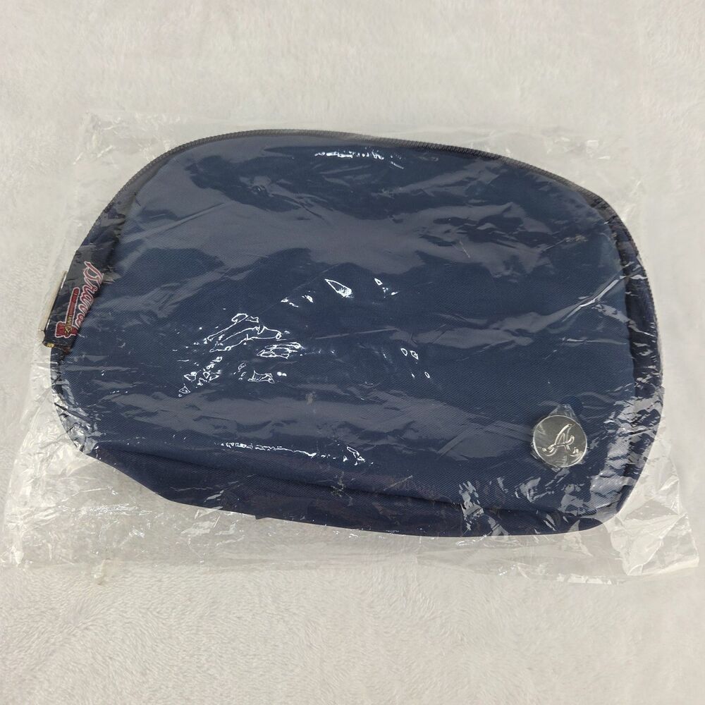 Atlanta Braves Crossbody Belt Bag Fanny Pack Navy 2 Pocket New SGA 6/17/2024 - Picture 11 of 11